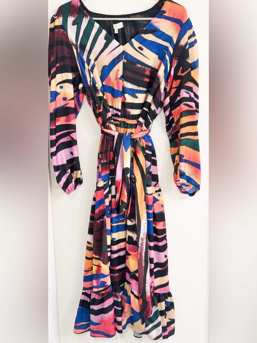 Willa Story Colorful Abstract Print Long Sleeve Dress Exquisite